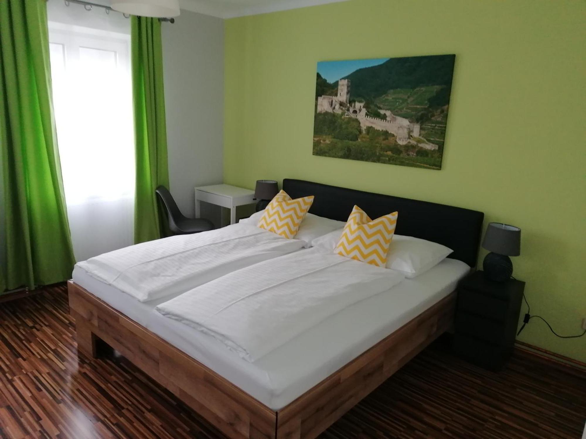 Gaestehaus Ruinenblick Bed & Breakfast Spitz an der Donau Exterior photo